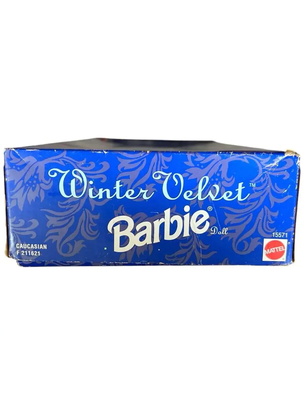 Mattel Winter Velvet Barbie Doll Avon Exclusive Special Edition 1995